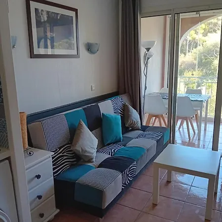 Apartmán T2 Avec Piscine A 100 M De La *